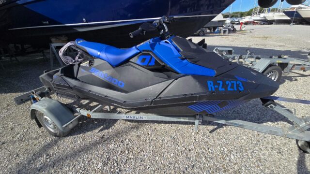 SEA DOO Spark TRIXX 3UP 90 IBR Expose-ID: 6508 – €8,900.00