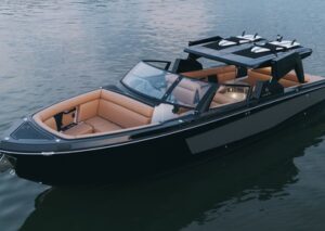 Aviara AV28 – £199,000