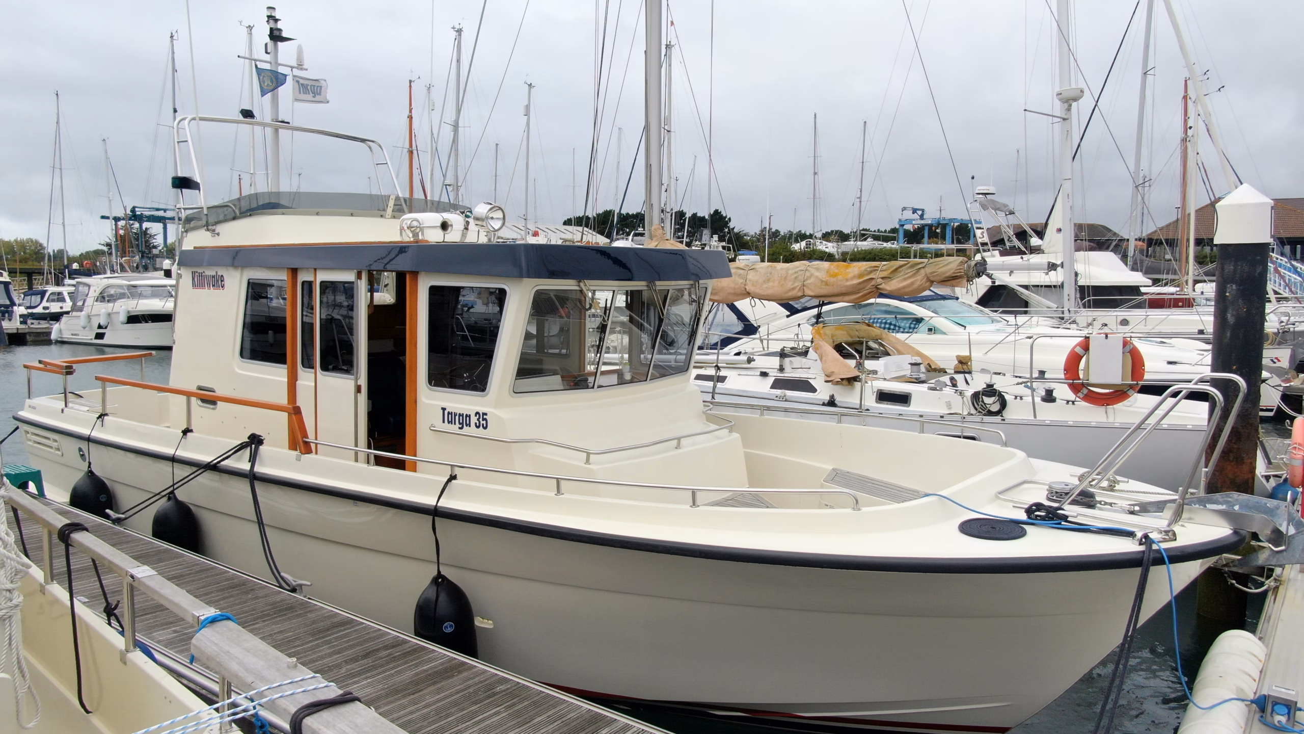 BOTNIA TARGA 35 – OFFSHORE FAMILY EXPLORER – £165,000