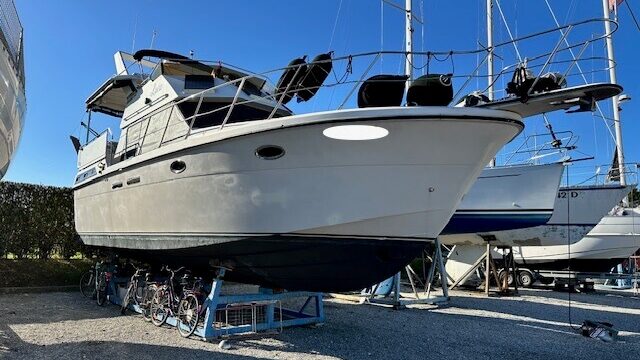 President 37 Flybridge Expose-ID: 6530 €58,000 WAS €62,000