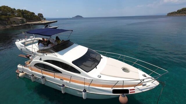 Azimut 42 Expose-ID: 6531 €250,000