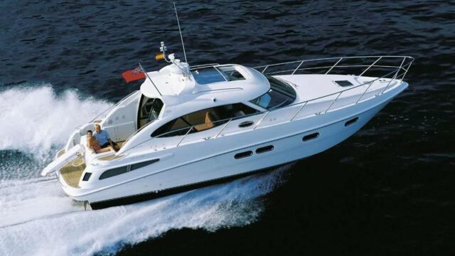 Sealine 39 SC Expose-ID: 6544 Was €139.000 Now €129.000 EU VAT paid