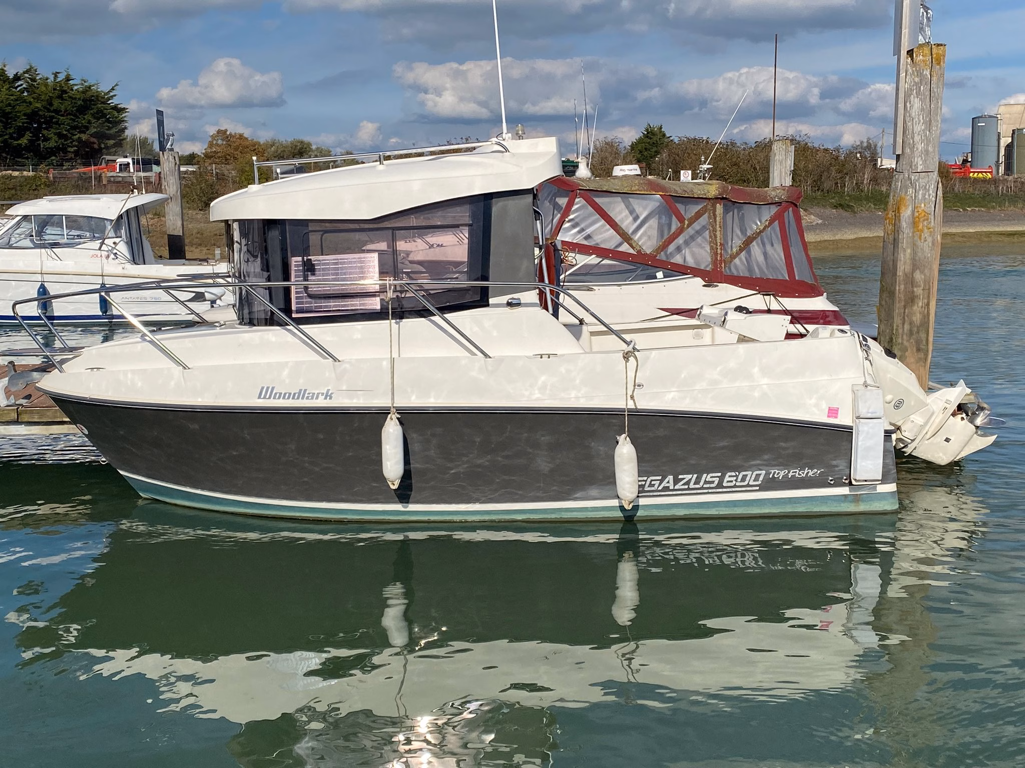 PEGAZUS TOP FISHER 600 – VERSATILE FAMILY FISHER £26,999