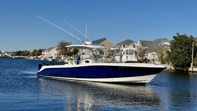 2004 Hydra-Sports Vector 3300 CC – FOR SALE – $117,500.00