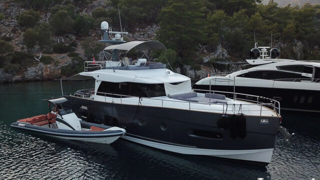 Azimut 53 Magellano €725,000