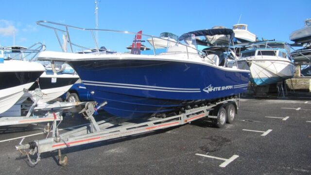 2006 WHITE SHARK 225 £24,950