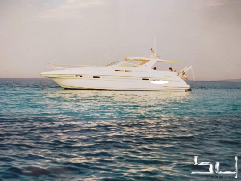 x6216_Sealine-360-Ambassador-2.jpg.pagespeed.ic_.xRUDLJJN73-2