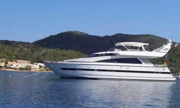 Elegance 70 Flybridge €450,000