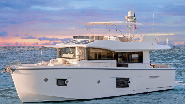 Cranchi T 53 €780,000