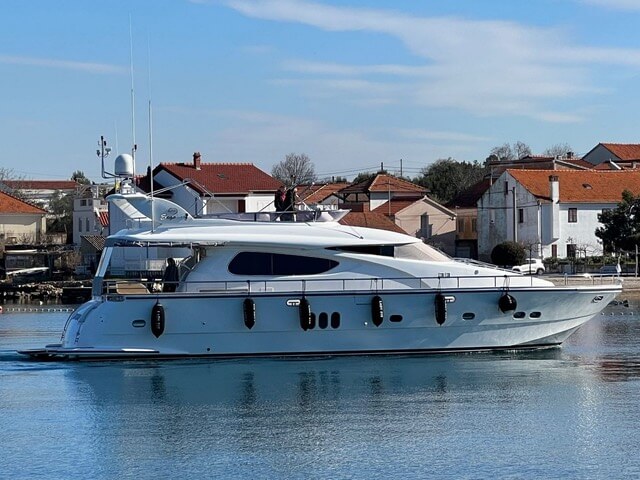 xdy22854_03.jpeg.pagespeed.ic_.4uI2WMK5oD