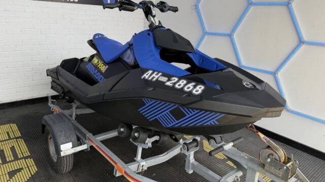 2023 Sea-Doo Spark Trixx 2up 90hp iBR £7,495.00