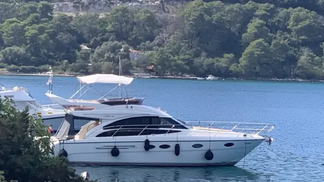 Princess P42 Flybridge – €390,000