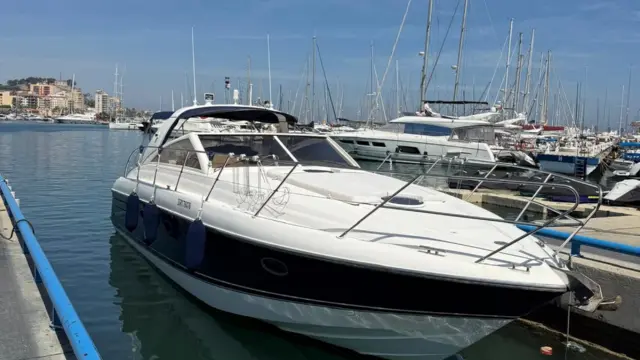 Princess Yachts V40 – £84,950