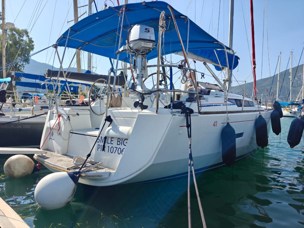 2011-Jeanneau-Sun-Odyssey-409-for-sale-in-Greece-2