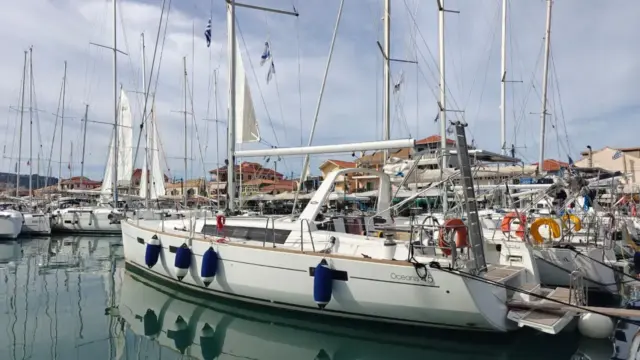 2013 Beneteau Oceanis 45 €135,000