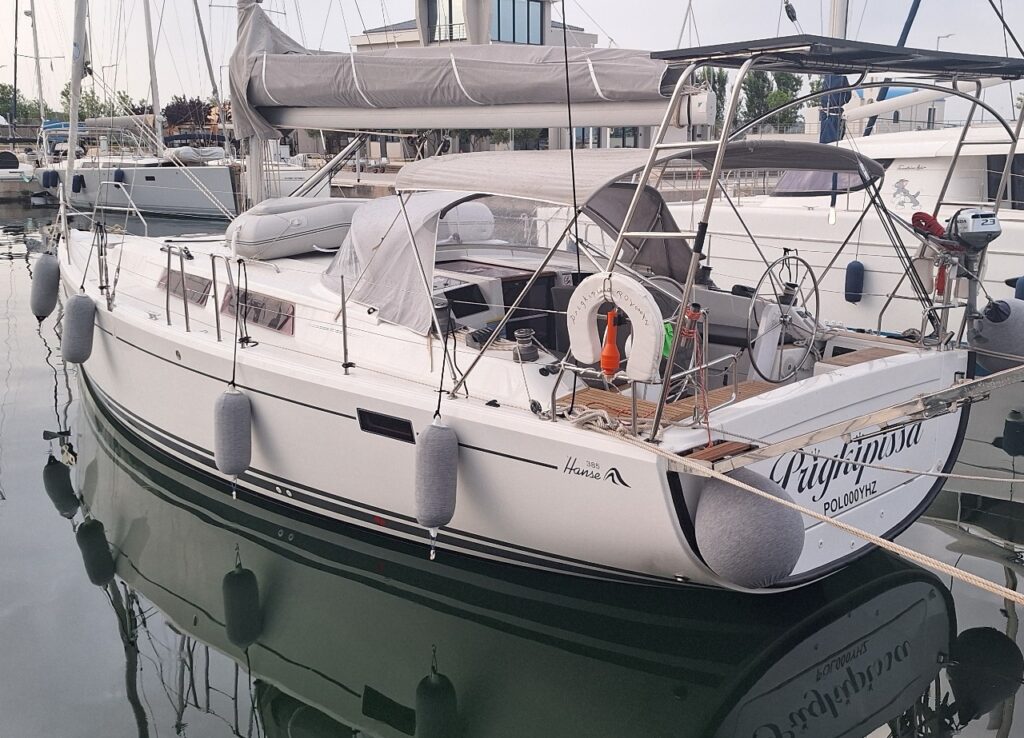 2013-Hanse-385-for-sale-in-Greece-1-2
