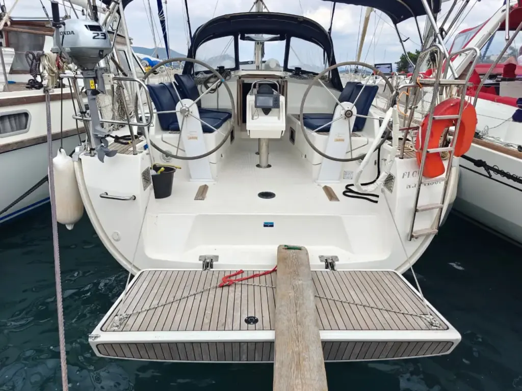 2016-Bavaria-Cruiser-37-for-sale-in-Greece-1