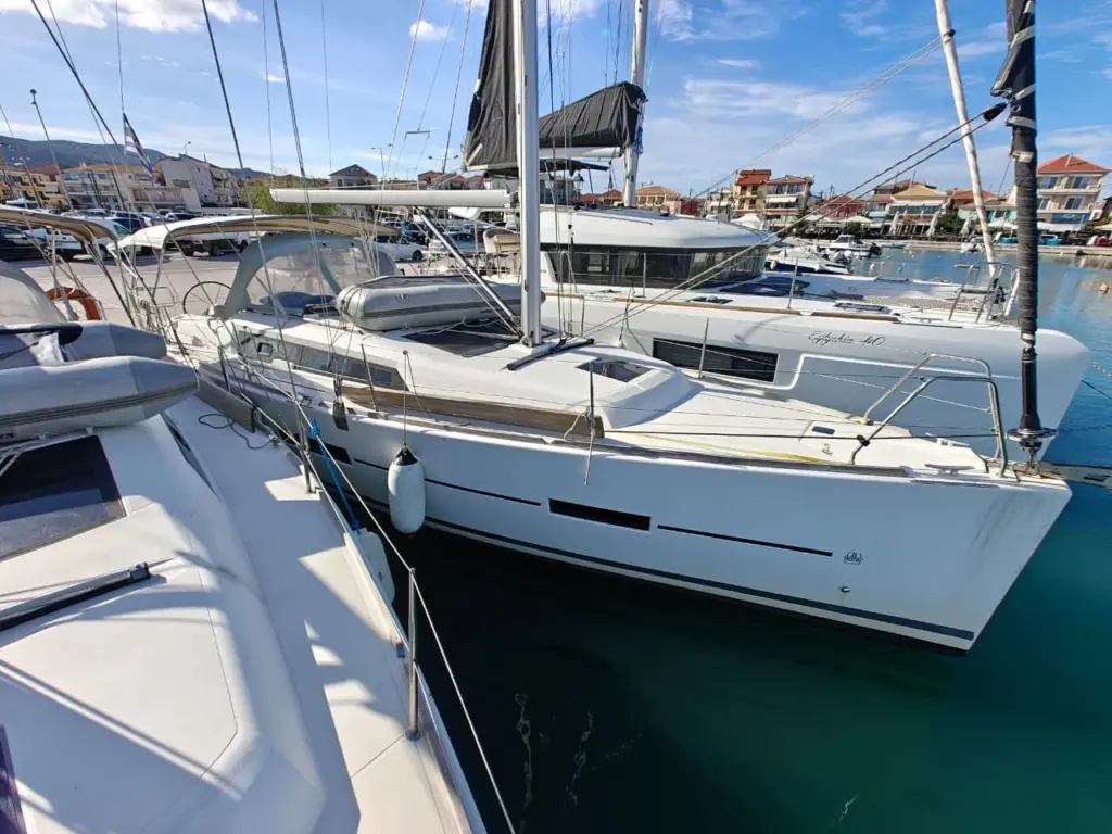 2016-Dufour-382-for-sale-1