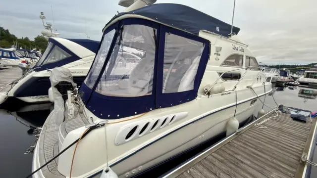 Sealine F33 Flybridge – £89,950