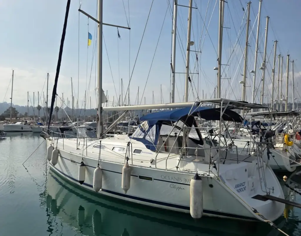 Beneteau-Oceanis-Clipper-393-for-sale-0