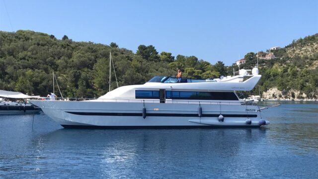 Cantieri Diano 24 €450,000