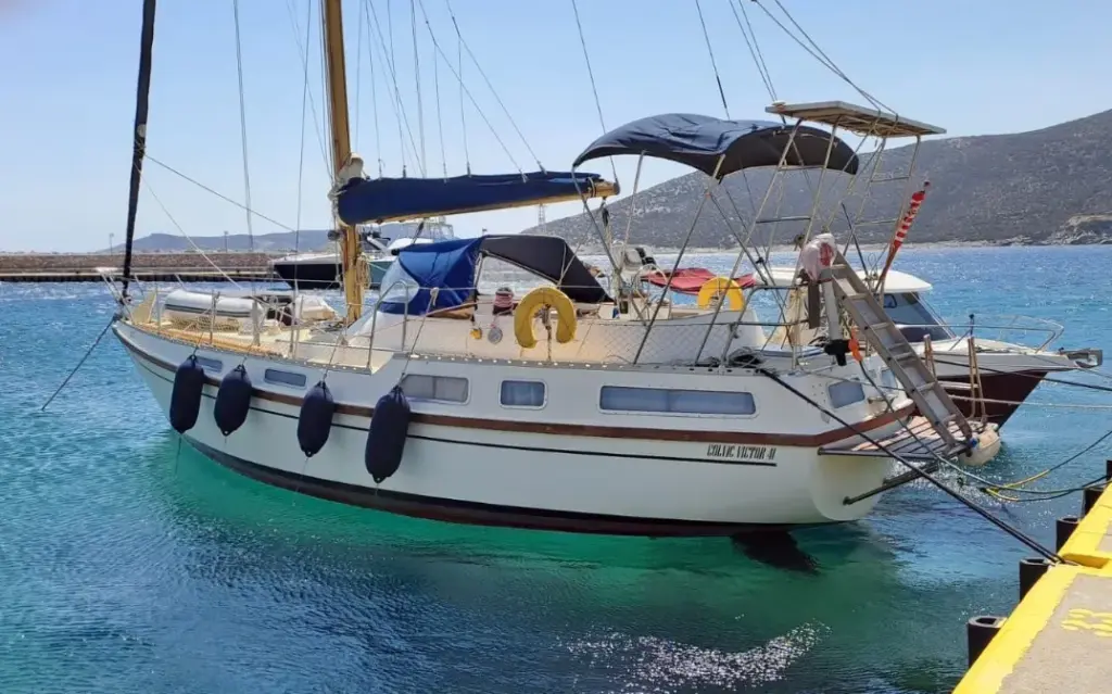 Colvic-Victor-41-for-sale-in-Greece-1