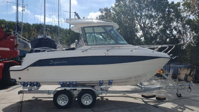 Dolphin 600 (Pilothouse) Full Options €34.491