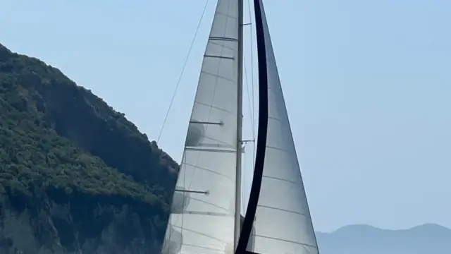 Dufour A9000 €21,000