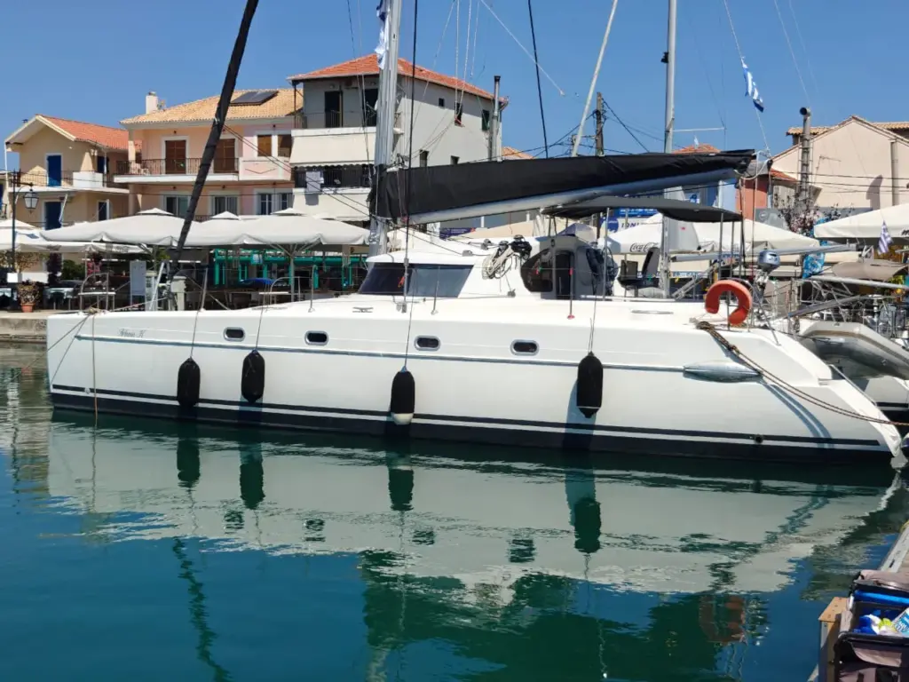 Fountaine-Pajot-Belize-43-for-sale-in-Greece-1
