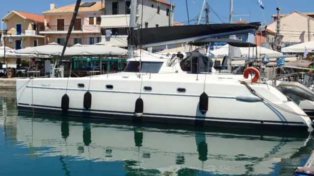 Fountaine Pajot Belize 43 €165,000