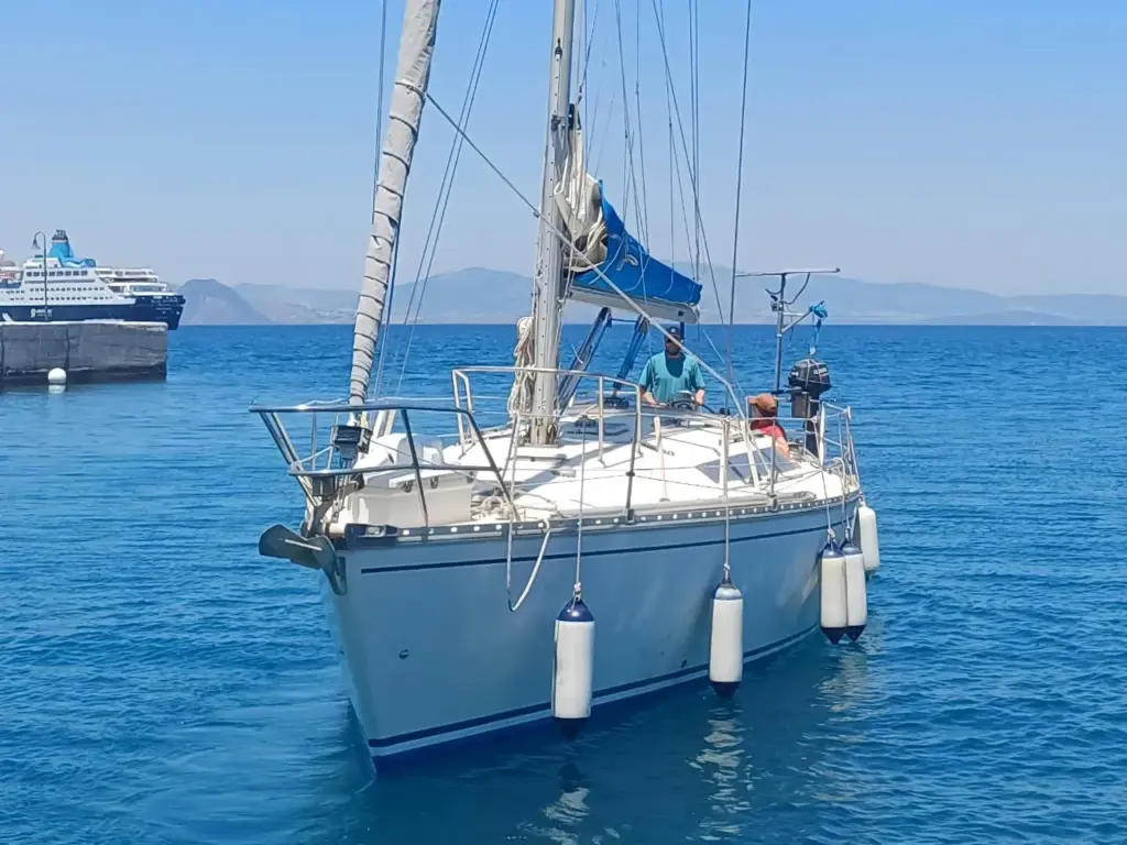 Jeanneau-Sun-Fizz-40-for-sale-in-Greece-1