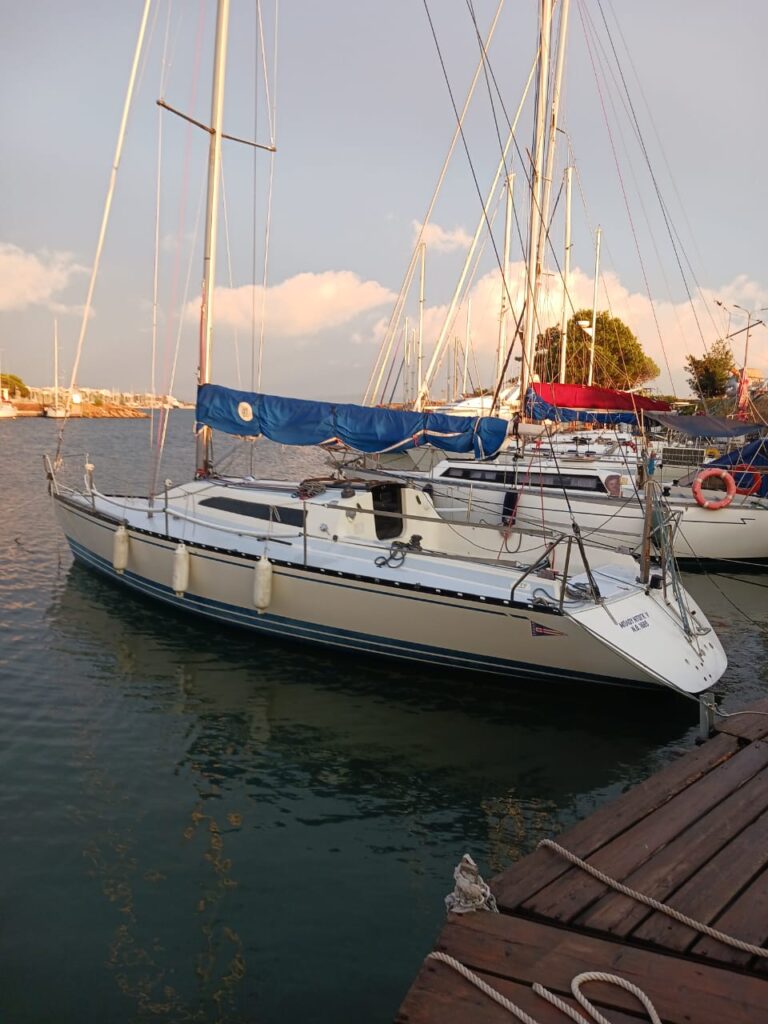 X-Yachts-X-99-for-sale-in-Greece-1