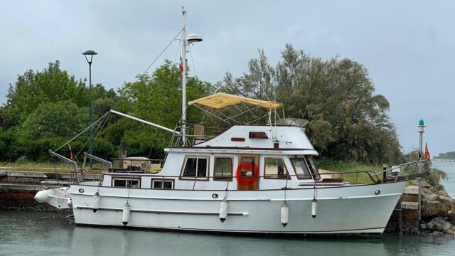 Ocean Trawler 38 €49.000
